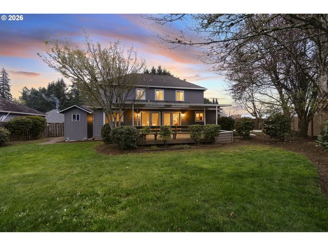 7673 Sw VLAHOS Dr, Wilsonville, OR 97070