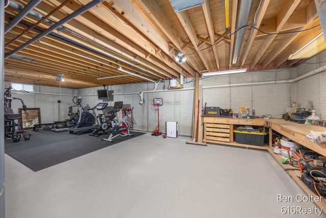 6703 Golfside Court, Saranac, MI 48881