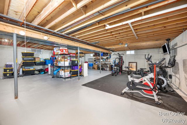 6703 Golfside Court, Saranac, MI 48881