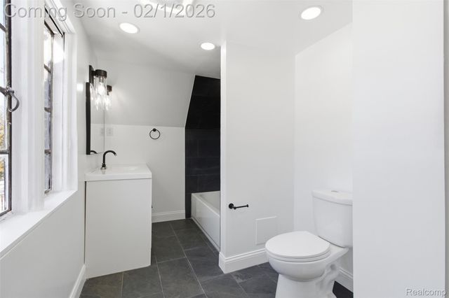 9500 La Salle Boulevard, Detroit, MI 48206