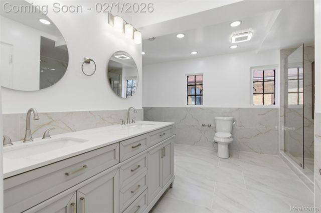 9500 La Salle Boulevard, Detroit, MI 48206