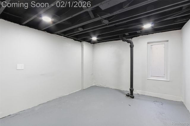 9500 La Salle Boulevard, Detroit, MI 48206