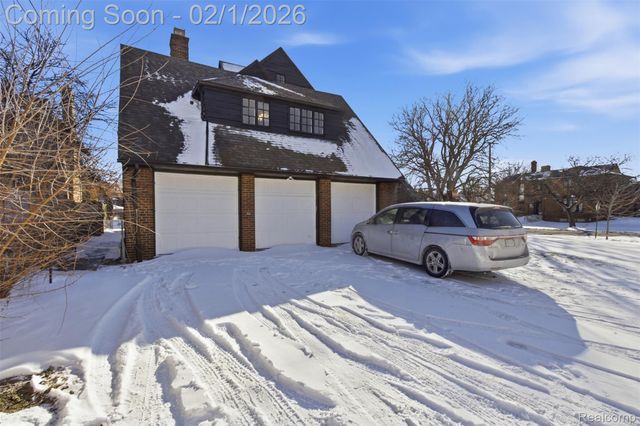 9500 La Salle Boulevard, Detroit, MI 48206