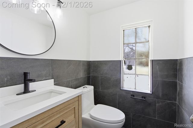 9500 La Salle Boulevard, Detroit, MI 48206