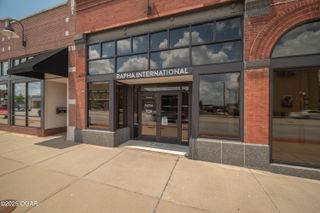 712 S Main Street, Joplin, MO 64801