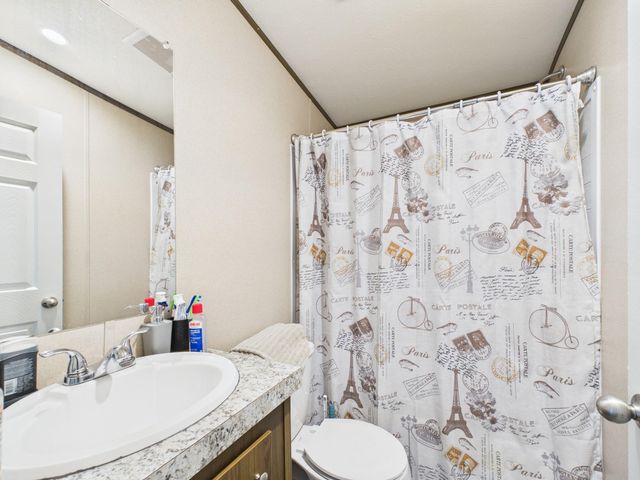 1016 Exotic Pine Drive, Huffman, TX 77336