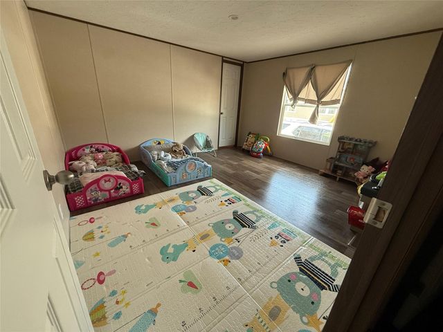 1016 Exotic Pine Drive, Huffman, TX 77336