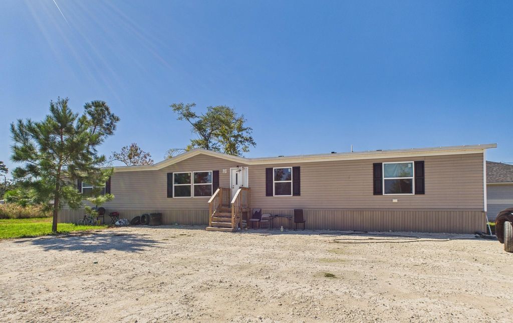 1016 Exotic Pine Drive, Huffman, TX 77336