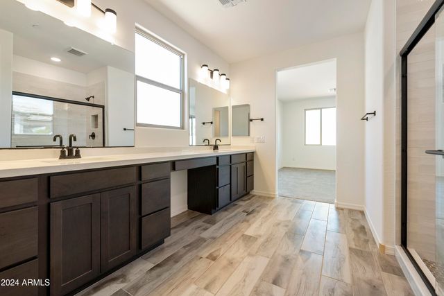 15656 W MERCER Lane, Surprise, AZ 85379