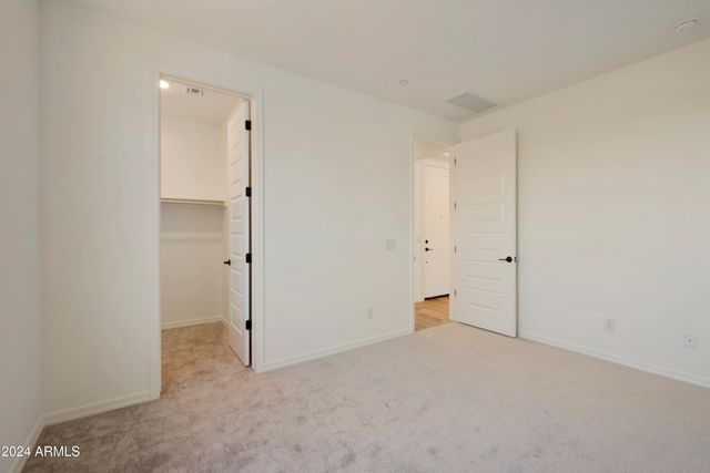 15656 W MERCER Lane, Surprise, AZ 85379