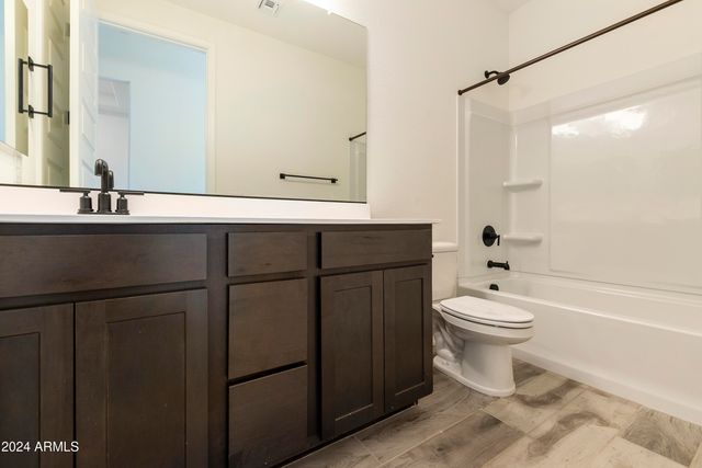 15656 W MERCER Lane, Surprise, AZ 85379