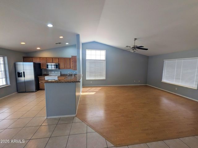 8920 W RAFAEL Drive, Arizona City, AZ 85123