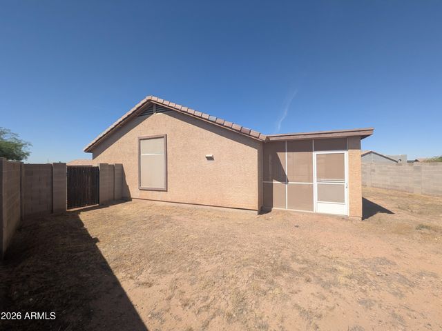 8920 W RAFAEL Drive, Arizona City, AZ 85123