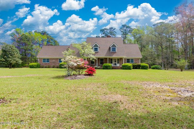 1630 N 20th Street, Morehead City, NC 28557