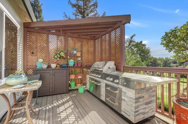 12448 Lake Wildwood Dr, Lake Wildwood, CA 95946