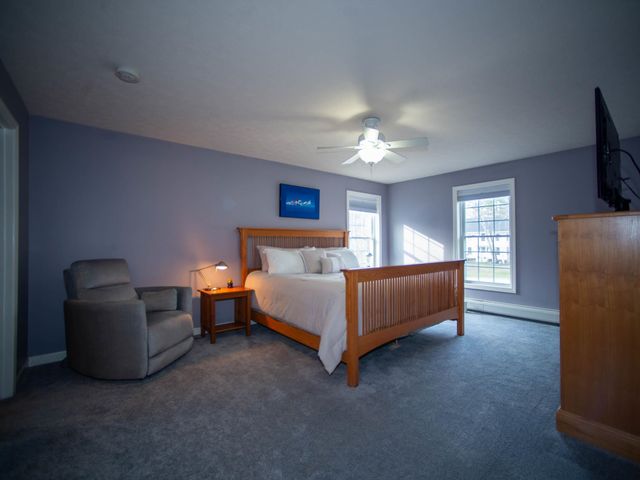 28 Fieldstone Drive, Dover, NH 03820