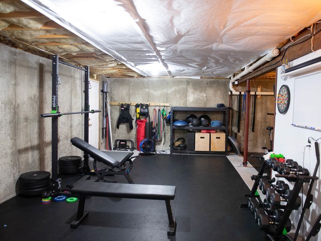 28 Fieldstone Drive, Dover, NH 03820