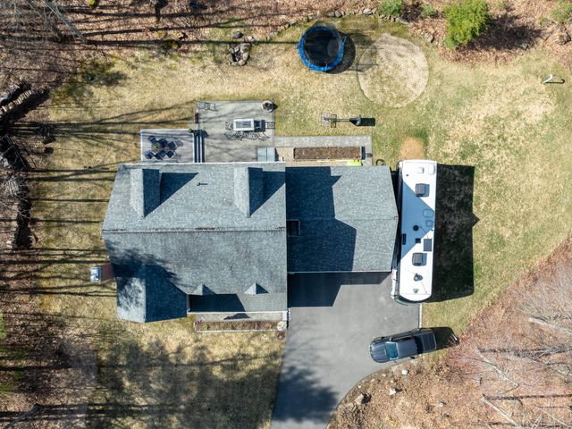28 Fieldstone Drive, Dover, NH 03820