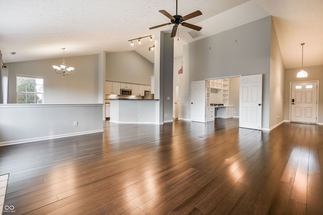 6145 Bristlecone Drive, Fishers, IN 46038