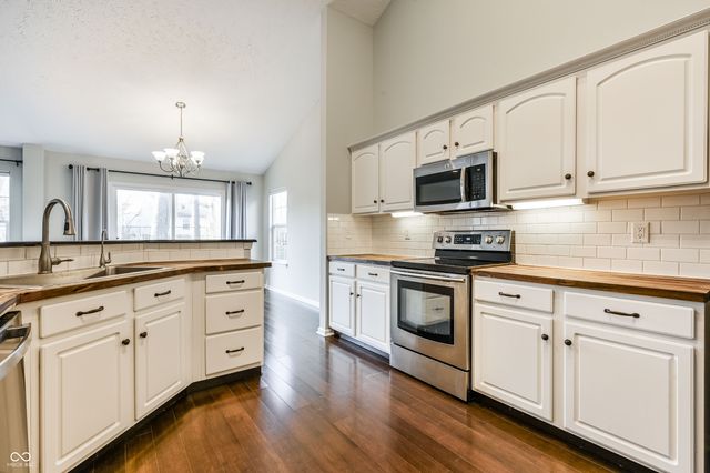 6145 Bristlecone Drive, Fishers, IN 46038