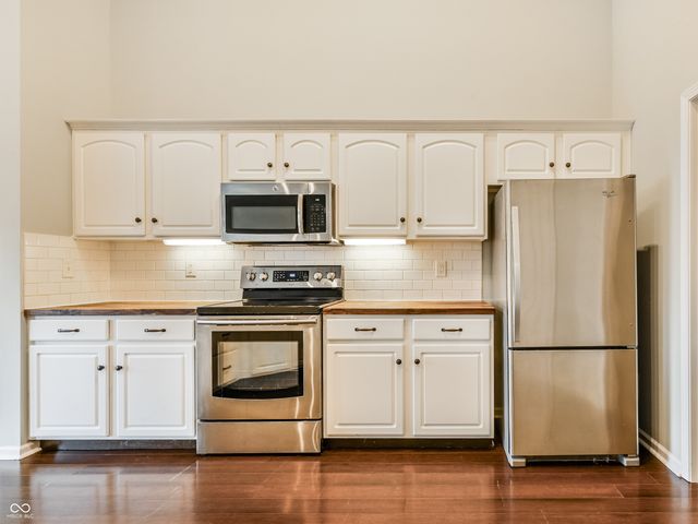 6145 Bristlecone Drive, Fishers, IN 46038