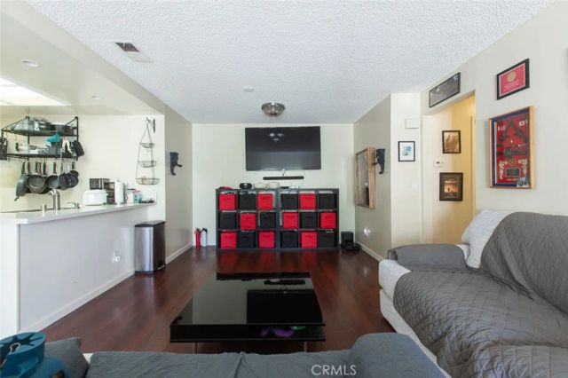 528 Derby, San Dimas, CA 91773