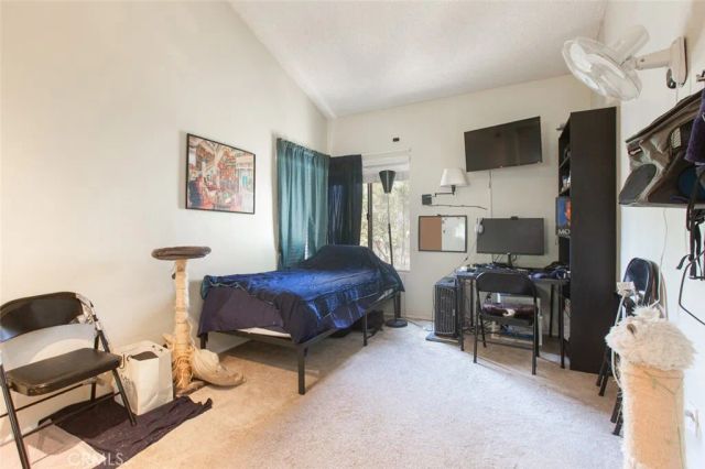 528 Derby, San Dimas, CA 91773