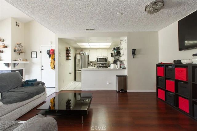 528 Derby, San Dimas, CA 91773