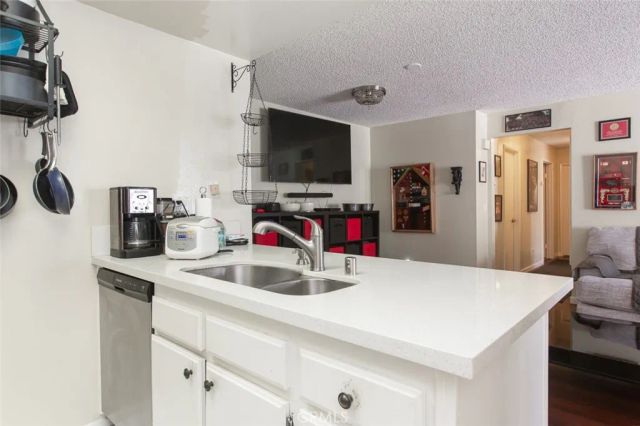528 Derby, San Dimas, CA 91773