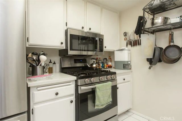 528 Derby, San Dimas, CA 91773