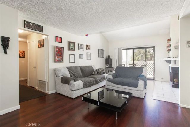 528 Derby, San Dimas, CA 91773