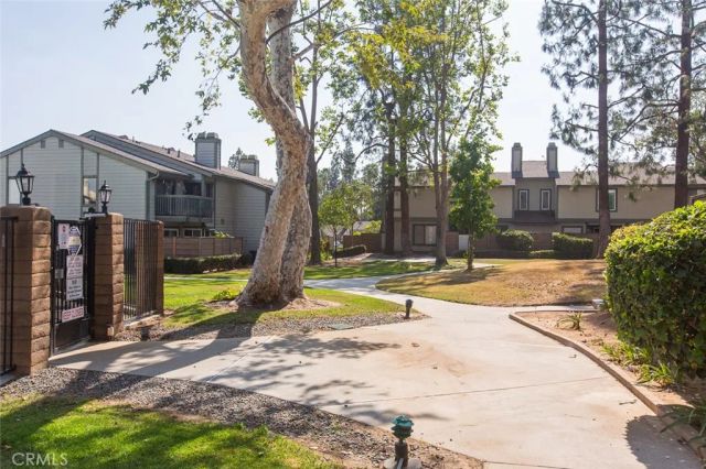 528 Derby, San Dimas, CA 91773