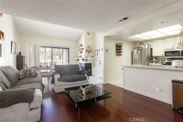 528 Derby, San Dimas, CA 91773