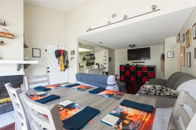 528 Derby, San Dimas, CA 91773