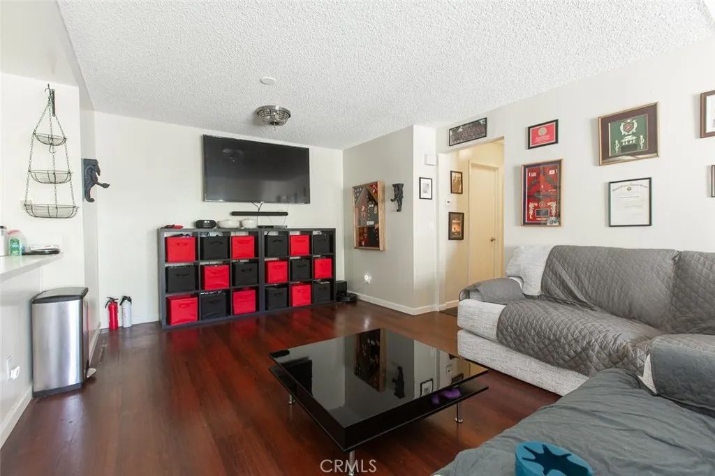 528 Derby, San Dimas, CA 91773