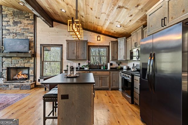 529 Hidden Valley Drive, Morganton, GA 30560