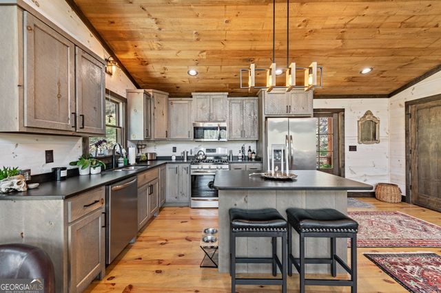 529 Hidden Valley Drive, Morganton, GA 30560