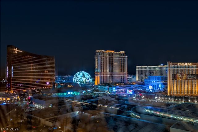 2000 North Fashion Show Drive 2900, Las Vegas, NV 89109