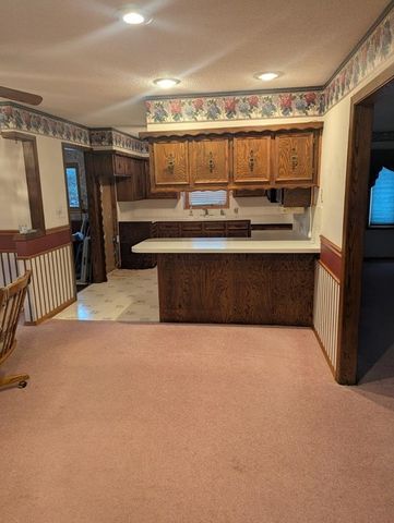 29705 W 21st St N, Garden Plain, KS 67050