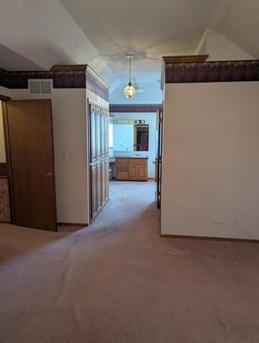 29705 W 21st St N, Garden Plain, KS 67050