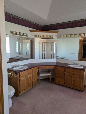 29705 W 21st St N, Garden Plain, KS 67050