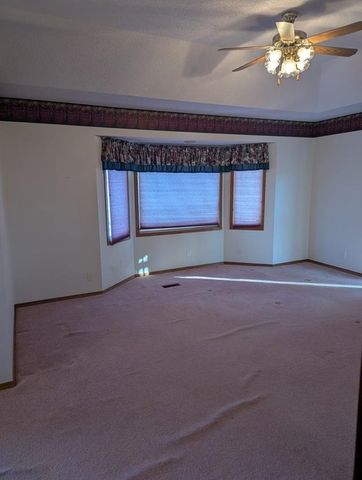 29705 W 21st St N, Garden Plain, KS 67050