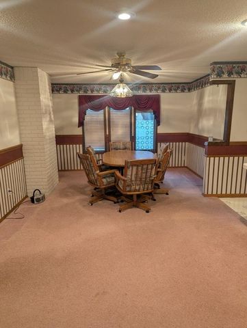 29705 W 21st St N, Garden Plain, KS 67050