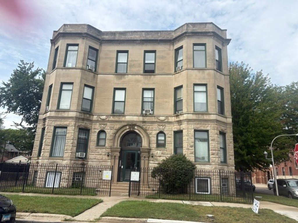 6500 S Drexel Avenue, Chicago, IL 60637 — exterior