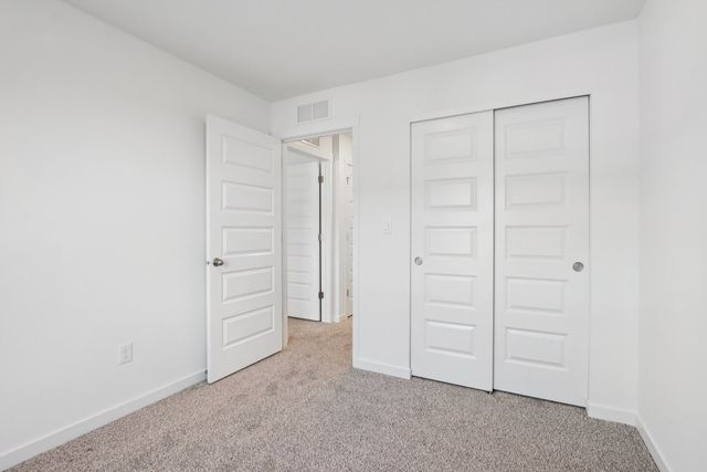 871 Briar Glen Court, Hampshire, IL 60140