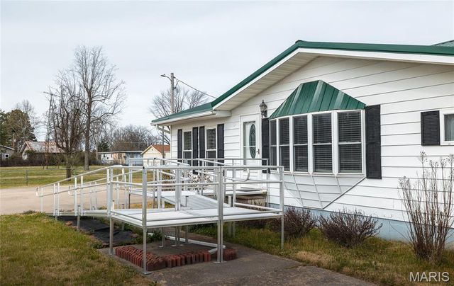 21170 Lapel Road, Waynesville, MO 65583