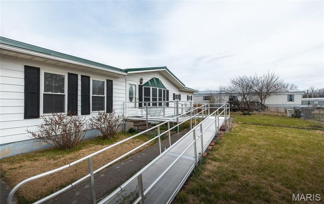 21170 Lapel Road, Waynesville, MO 65583