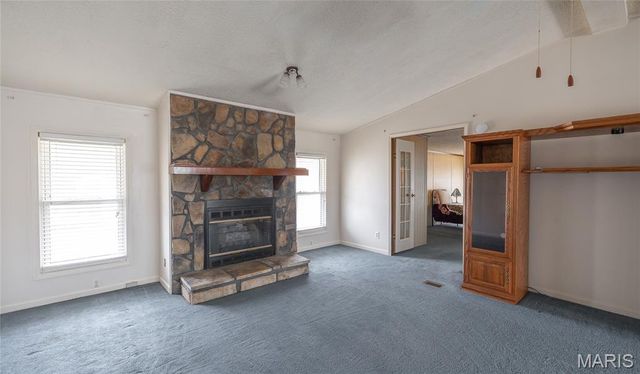 21170 Lapel Road, Waynesville, MO 65583