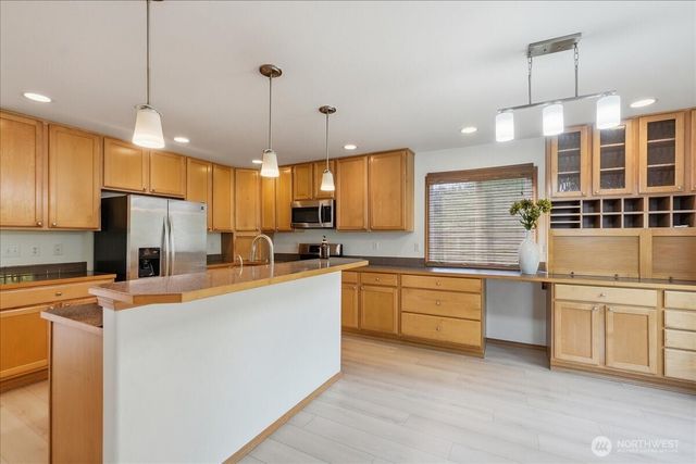 36009 9th Court SW, Federal Way, WA 98023