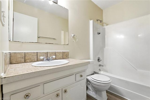 2330 Bay Meadows Court D, Clemmons, NC 27103